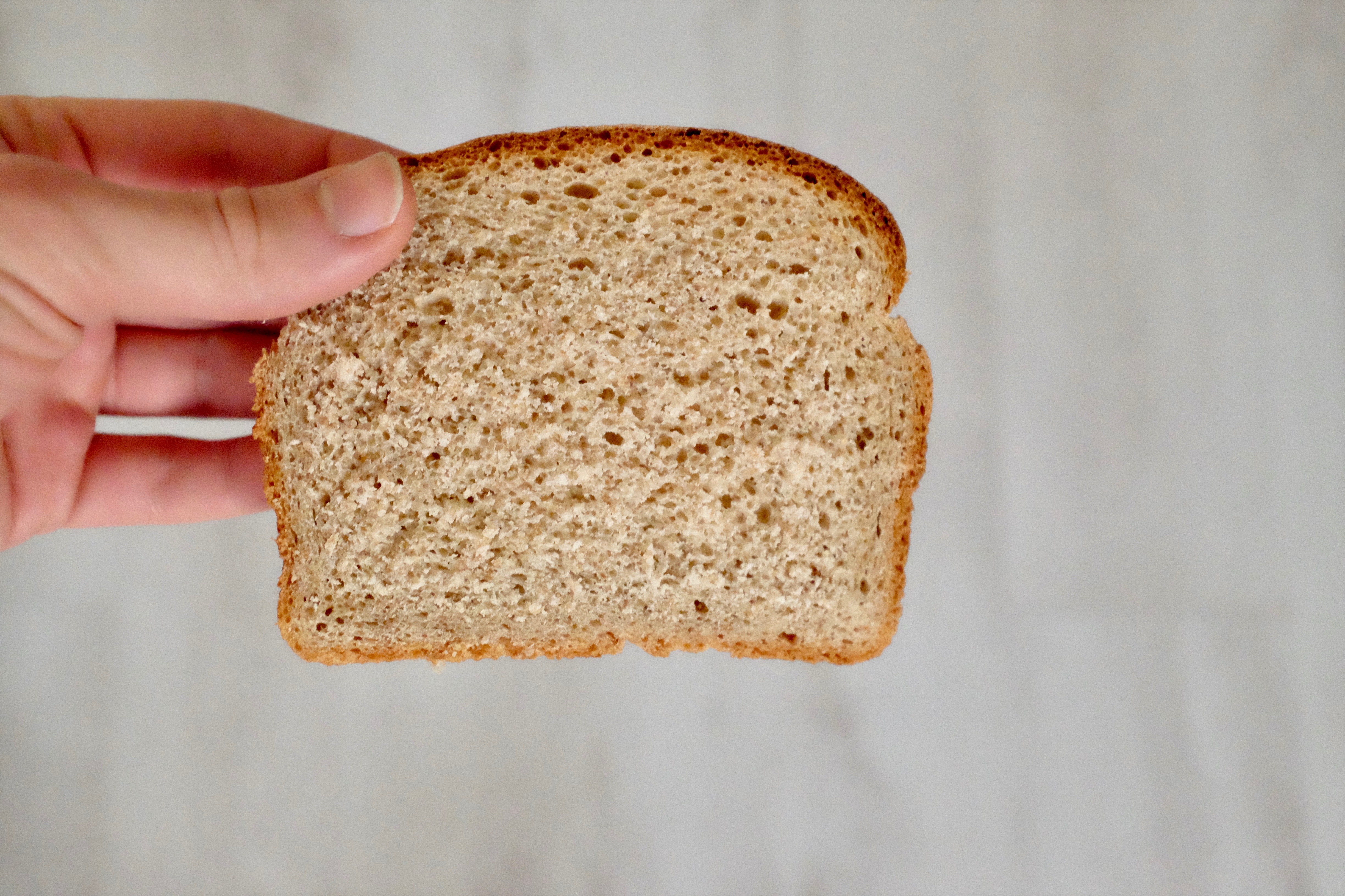 An image of a bread called “Quick Hartog Volkoren”